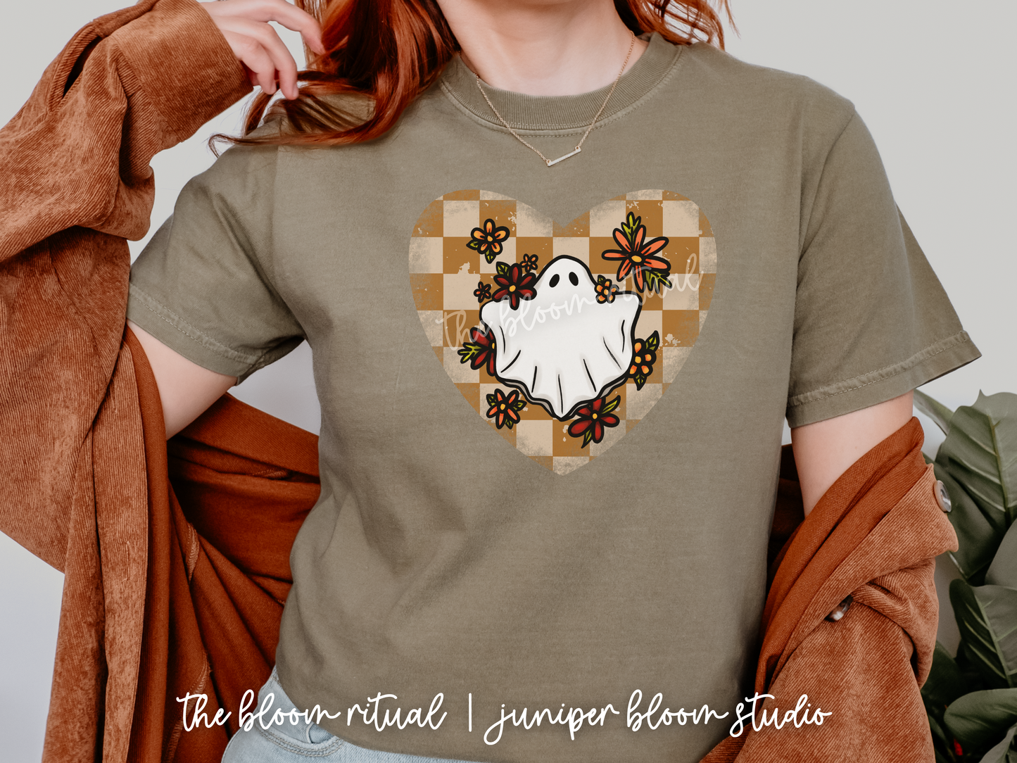 retro checkered floral ghost shirt | halloween gift for fall autumn