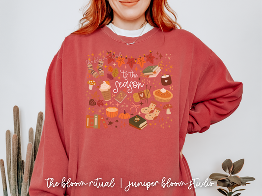 tis the season cute bookish fall crewneck sweatshirt | cozy gift for fall autumn