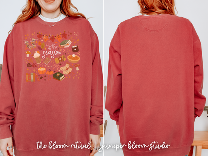 tis the season cute bookish fall crewneck sweatshirt  |  cozy gift for fall autumn